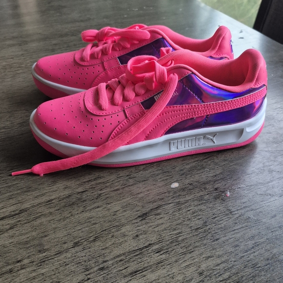 ​PUMA Cali Star "Glacial" Pink Iridescent Holographic Sneakers Women’s Size 6 - Picture 6 of 14